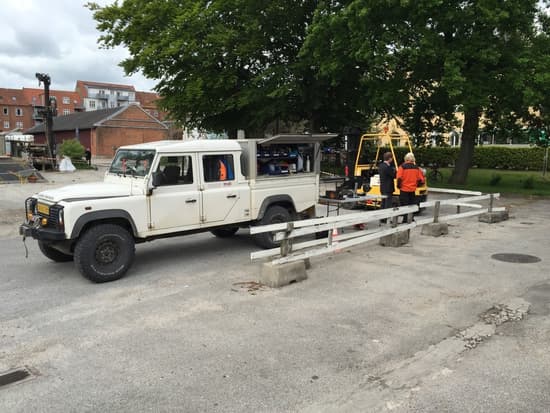 CDR drillingrig and 4WD